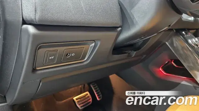 Land Rover Range Rover Evoque 2018 — Photo 8/38