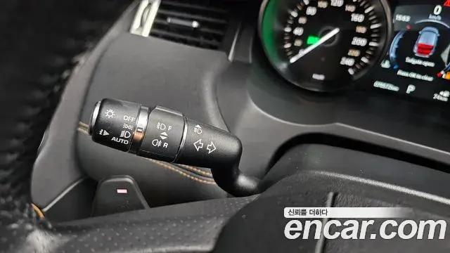 Land Rover Range Rover Evoque 2018 — Photo 27/38