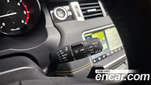 Land Rover Range Rover Evoque 2018 — Photo 33/38