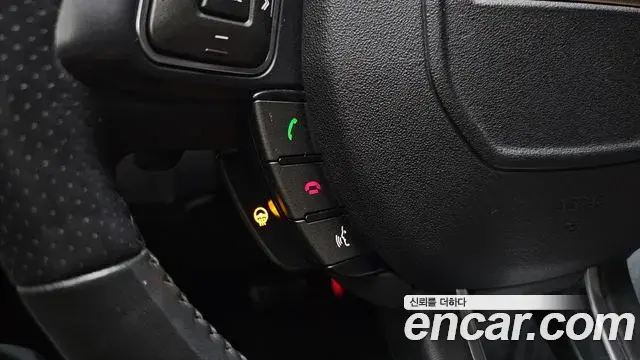 Land Rover Range Rover Evoque 2018 — Photo 34/38