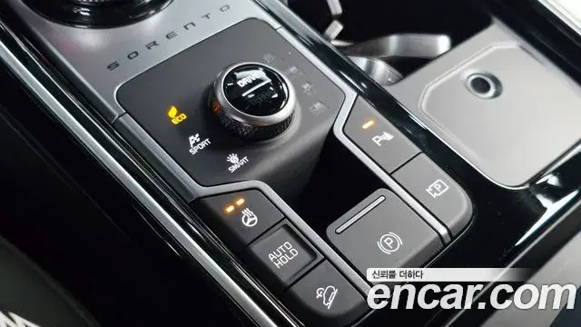 Kia Sorento 2024 — Фото 9/20