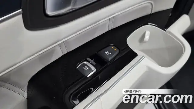 Kia Sorento 2024 — ფოტო 36/42