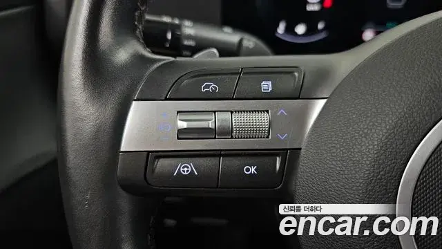 Hyundai Kona 2023 — Фото 19/20