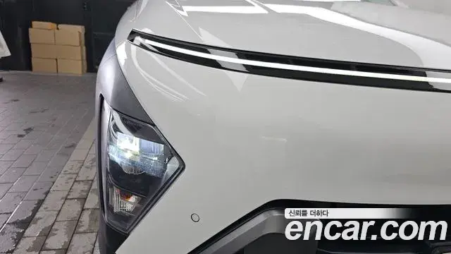 Hyundai Kona Hybrid 2023 — Şəkil 27/33