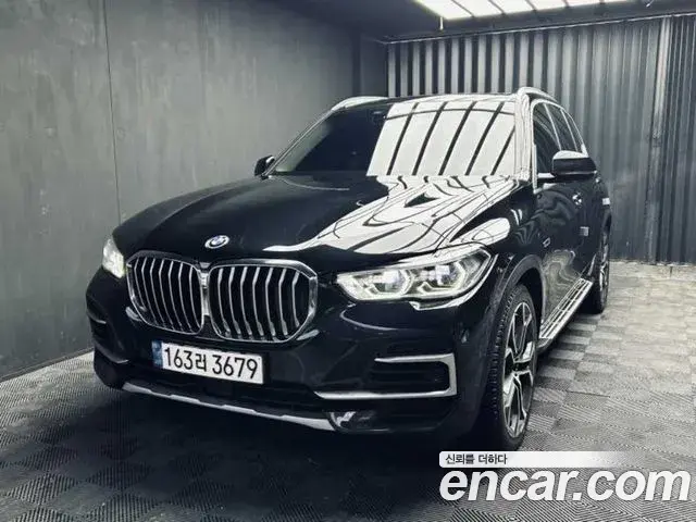 BMW X5 2022 — Фото 1/19