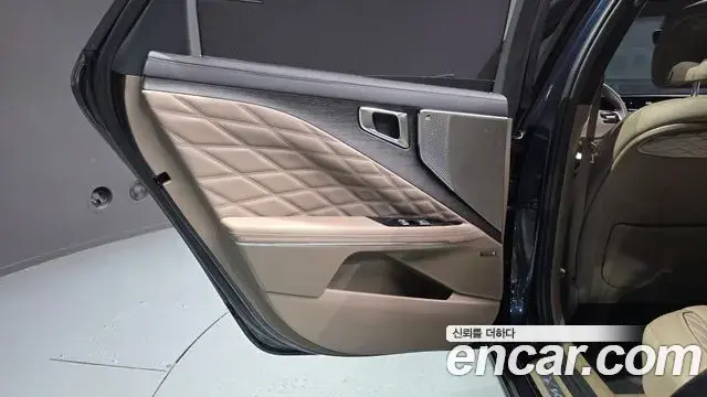 Kia K8 2024 — Şəkil 25/33