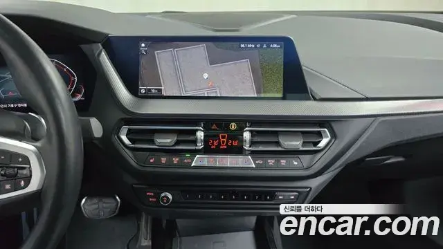 BMW 2 Series Gran Coupe 2023 — Photo 7/32
