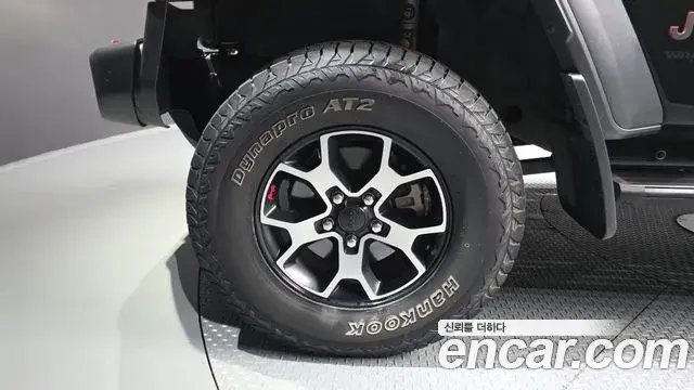 Jeep Wrangler 2020 — Şəkil 14/20