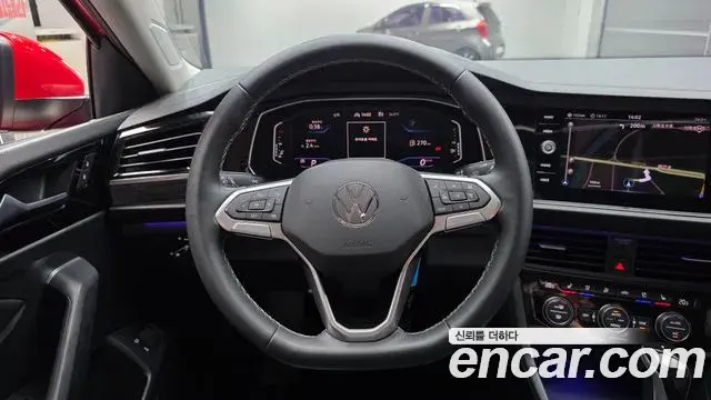 Volkswagen Jetta 2023 — Фото 15/20