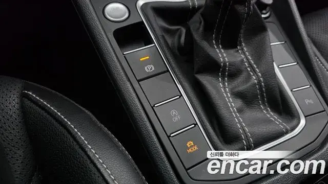 Volkswagen Jetta 2023 — Фото 19/20