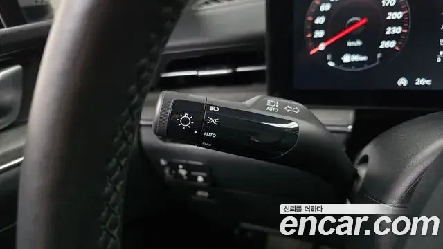 Kia K5 2025 — Photo 14/30