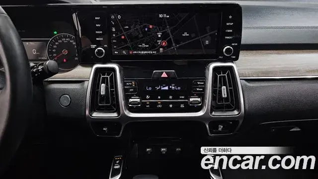Kia Sorento 2022 — Фото 15/20