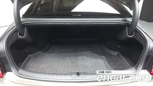 Genesis G80 2020 — Şəkil 35/35