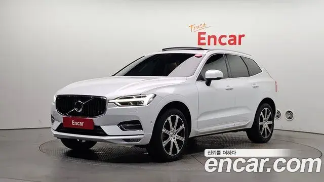 Volvo XC60 2019 — Photo 3/20