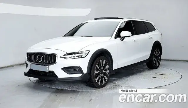 Volvo V60 Cross Country 2021 — Şəkil 5/20