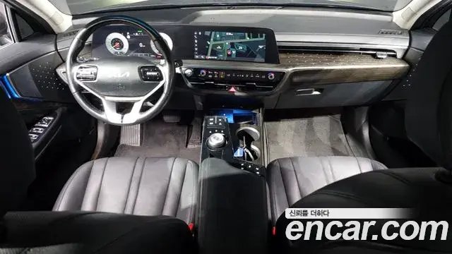Kia K8 2023 — Photo 16/30