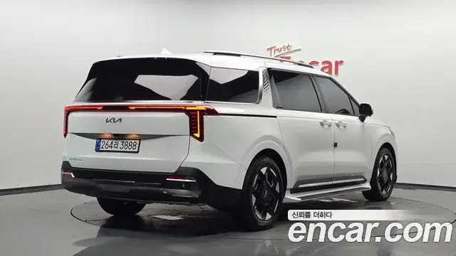 Kia Carnival 2025 — ფოტო 8/39