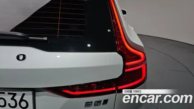 Volvo V60 Cross Country 2024 — Şəkil 37/39