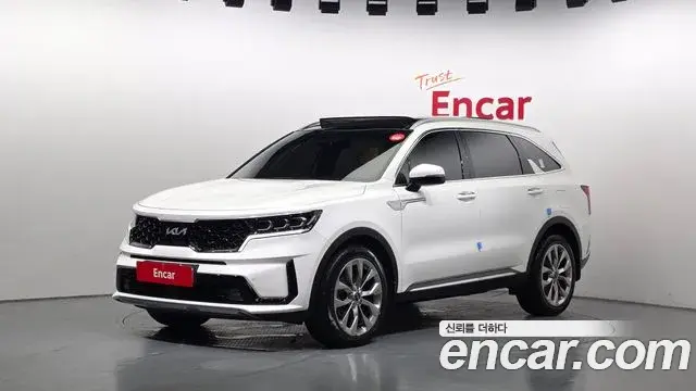 Kia Sorento 2022 — Фото 1/20