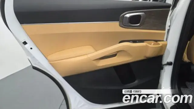 Kia Sorento 2022 — Şəkil 4/35