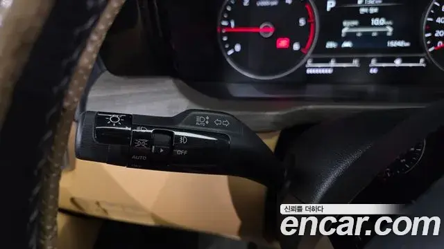 Kia Sorento 2022 — Şəkil 30/35
