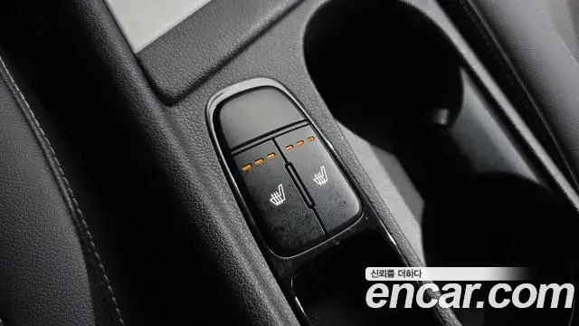 Kia Niro 2021 — Фото 18/20