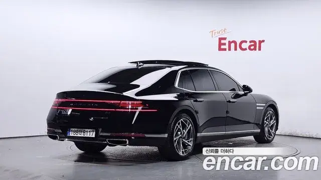 Genesis G90 2022 — Şəkil 36/39