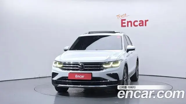 Volkswagen Tiguan 2021 — Şəkil 7/20