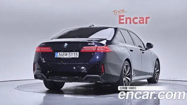 BMW 5 Series 2025 — Şəkil 6/33