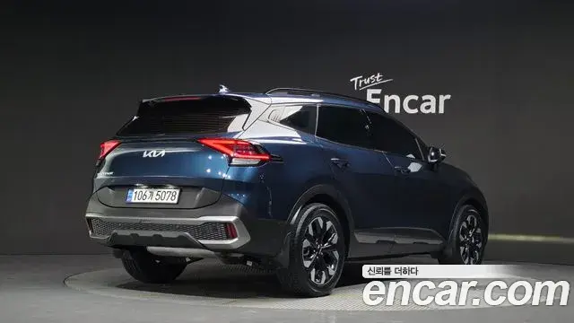 Kia Sportage 2022 — ფოტო 1/34