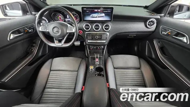 Mercedes-Benz A-Class 2018 — ფოტო 14/20