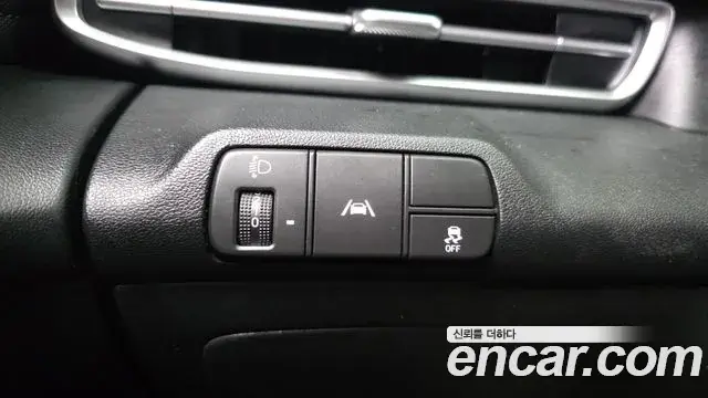 Hyundai Avante 2022 — Фото 16/20