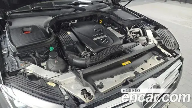 Mercedes-Benz GLC-Class 2018 — ფოტო 22/34
