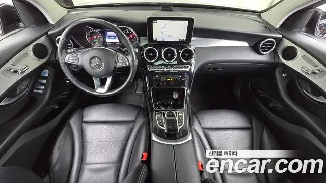 Mercedes-Benz GLC-Class 2018 — ფოტო 13/34