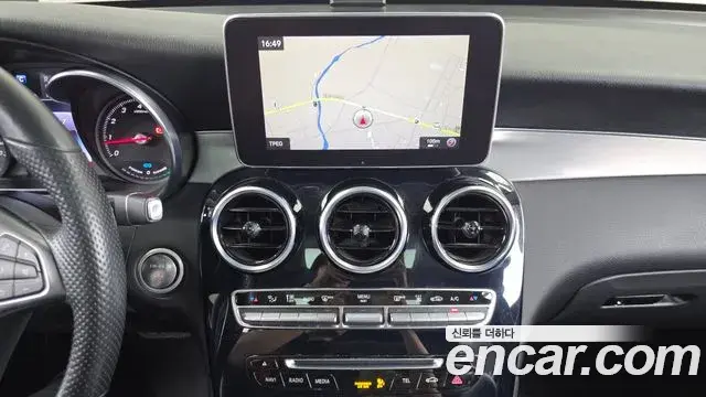 Mercedes-Benz GLC-Class 2018 — ფოტო 34/34