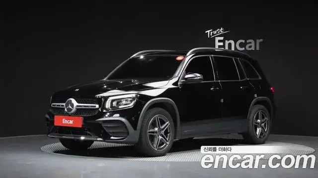 Mercedes-Benz GLB-Class 2021 — Photo 6/20