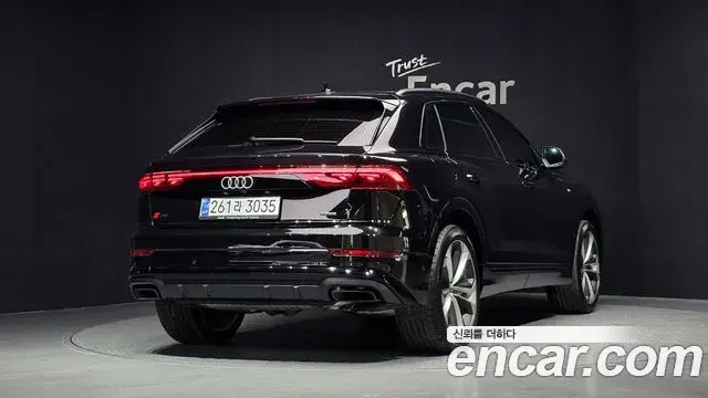Audi Q8 2025 — Şəkil 16/34