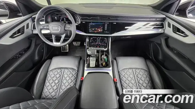 Audi Q8 2025 — Şəkil 24/34
