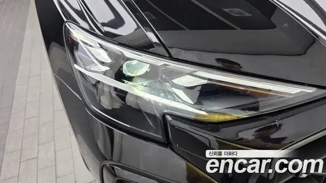 Audi Q8 2025 — Şəkil 31/34