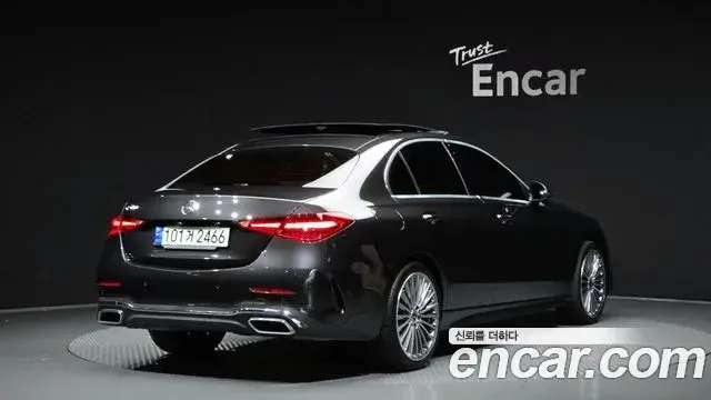 Mercedes-Benz C-Class 2022 — ფოტო 3/31