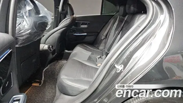 Mercedes-Benz C-Class 2022 — ფოტო 4/31