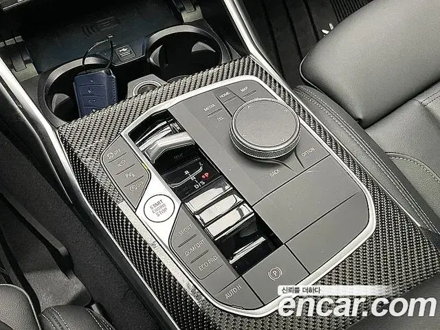 BMW 3 Series 2023 — ფოტო 19/20