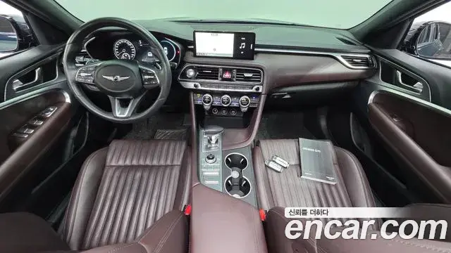 Genesis G70 2020 — Photo 1/35