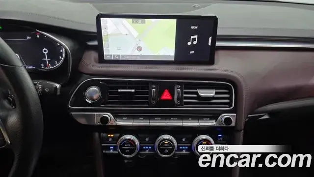 Genesis G70 2020 — Photo 34/35
