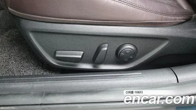 Genesis G70 2020 — Photo 9/35