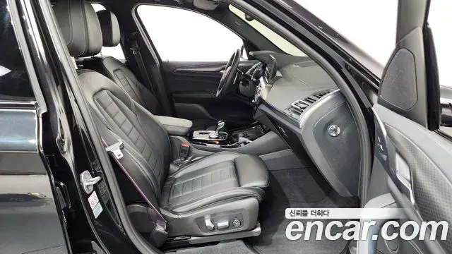 BMW X3 2022 — Photo 9/35