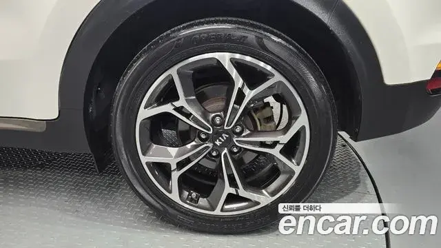 Kia Sportage The Bold 2018 — Şəkil 8/31