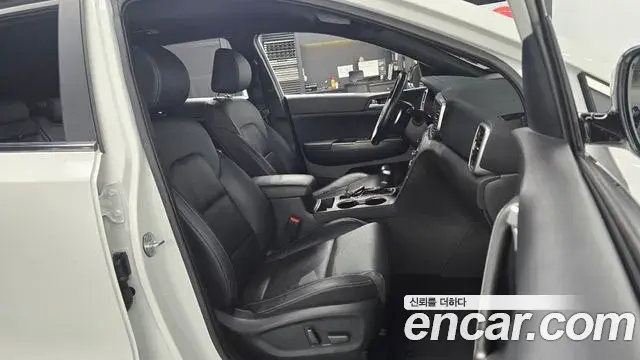 Kia Sportage The Bold 2018 — Şəkil 9/31