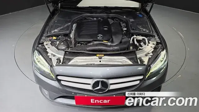 Mercedes-Benz C-Class 2019 — Şəkil 19/20