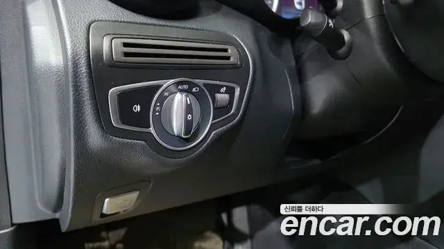 Mercedes-Benz C-Class 2019 — Şəkil 6/20